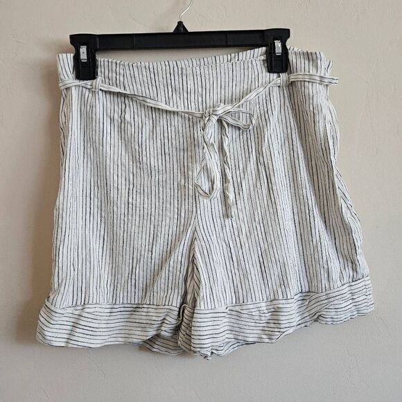 Vince Camuto Striped Shorts - Picture 1 of 7